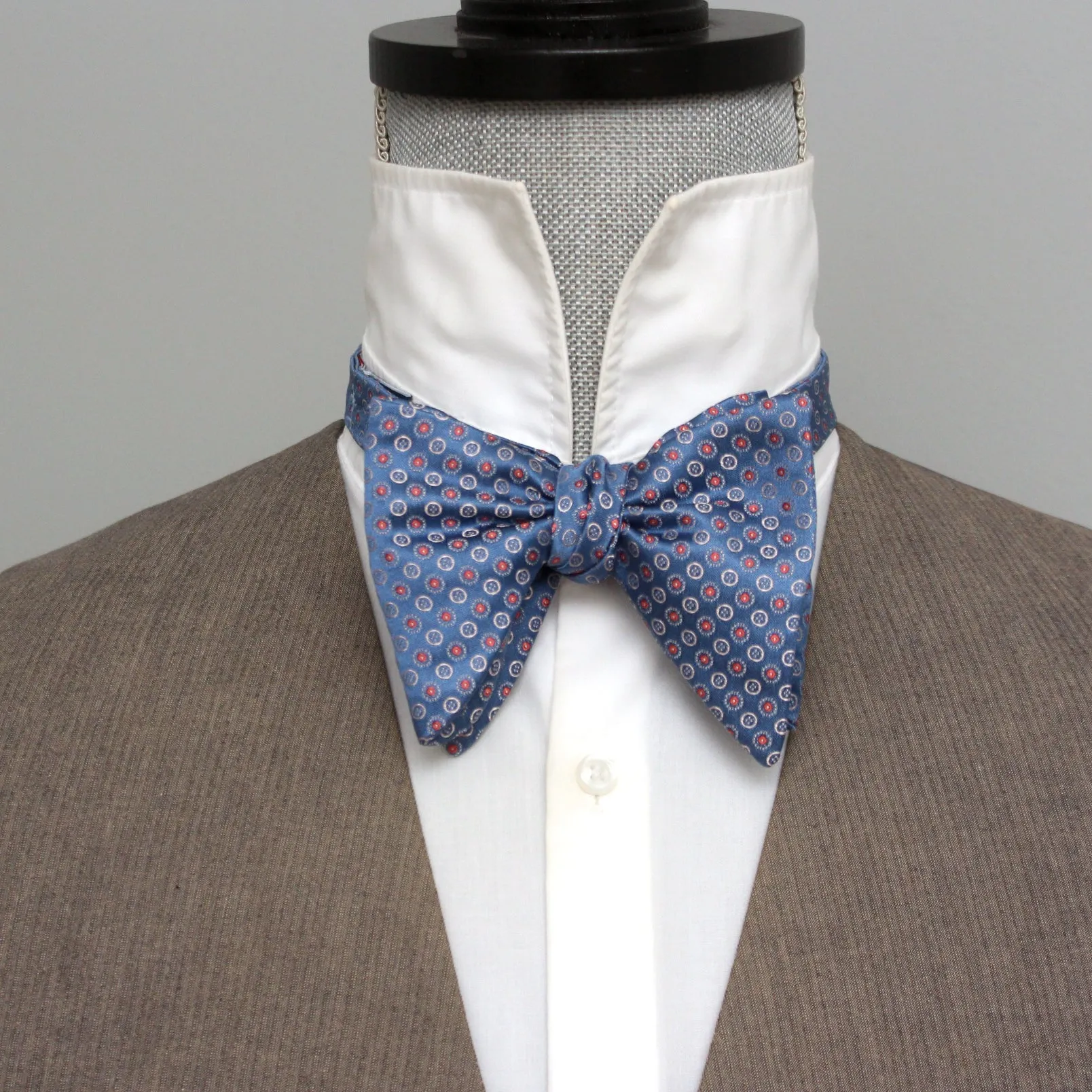 Big Butterfly Bow tie in Blue Polka Dots Silk Bow Tie