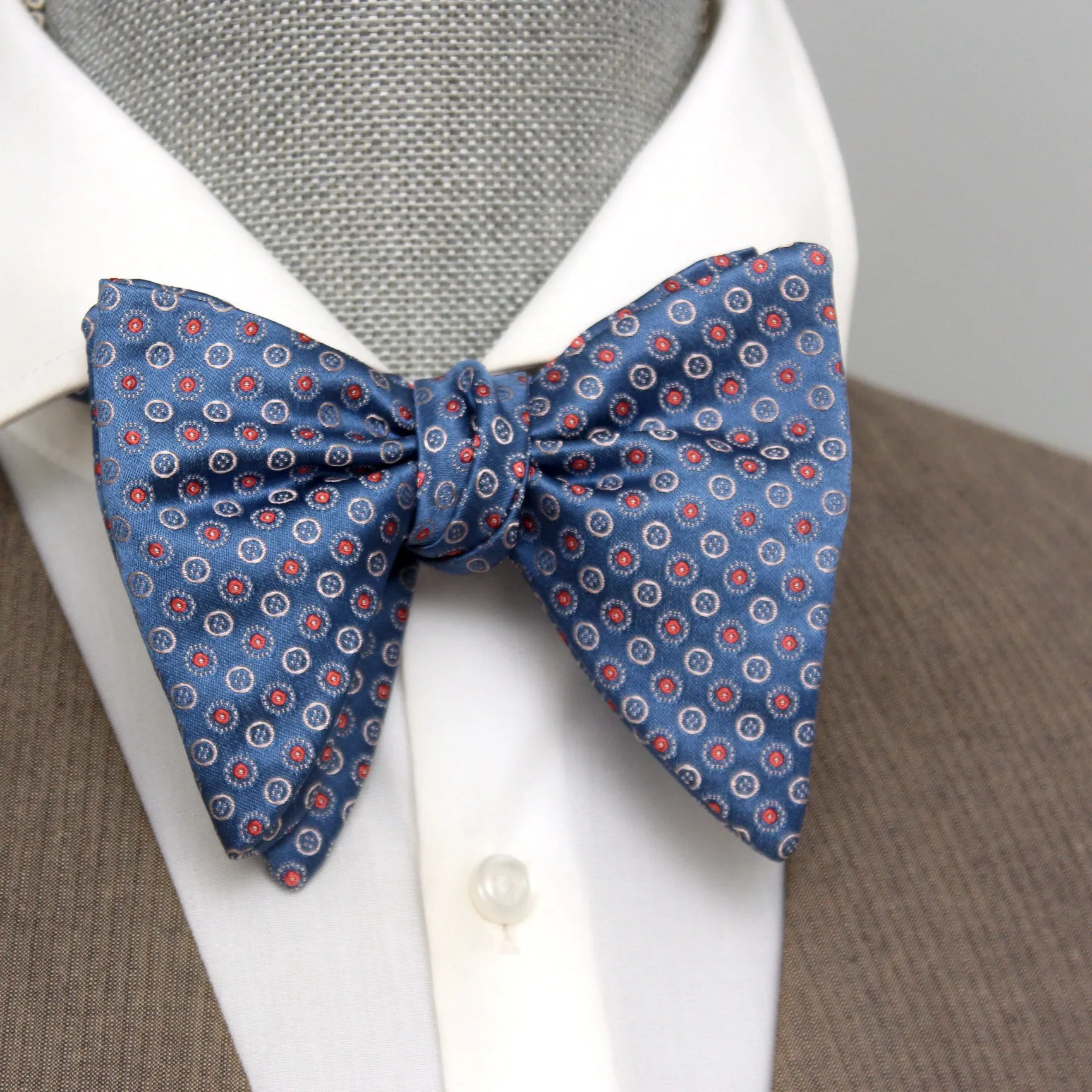 Big Butterfly Bow tie in Blue Polka Dots Silk Bow Tie