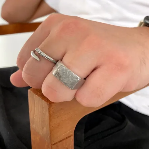 (CLEARANCE) Manhattan - Ring