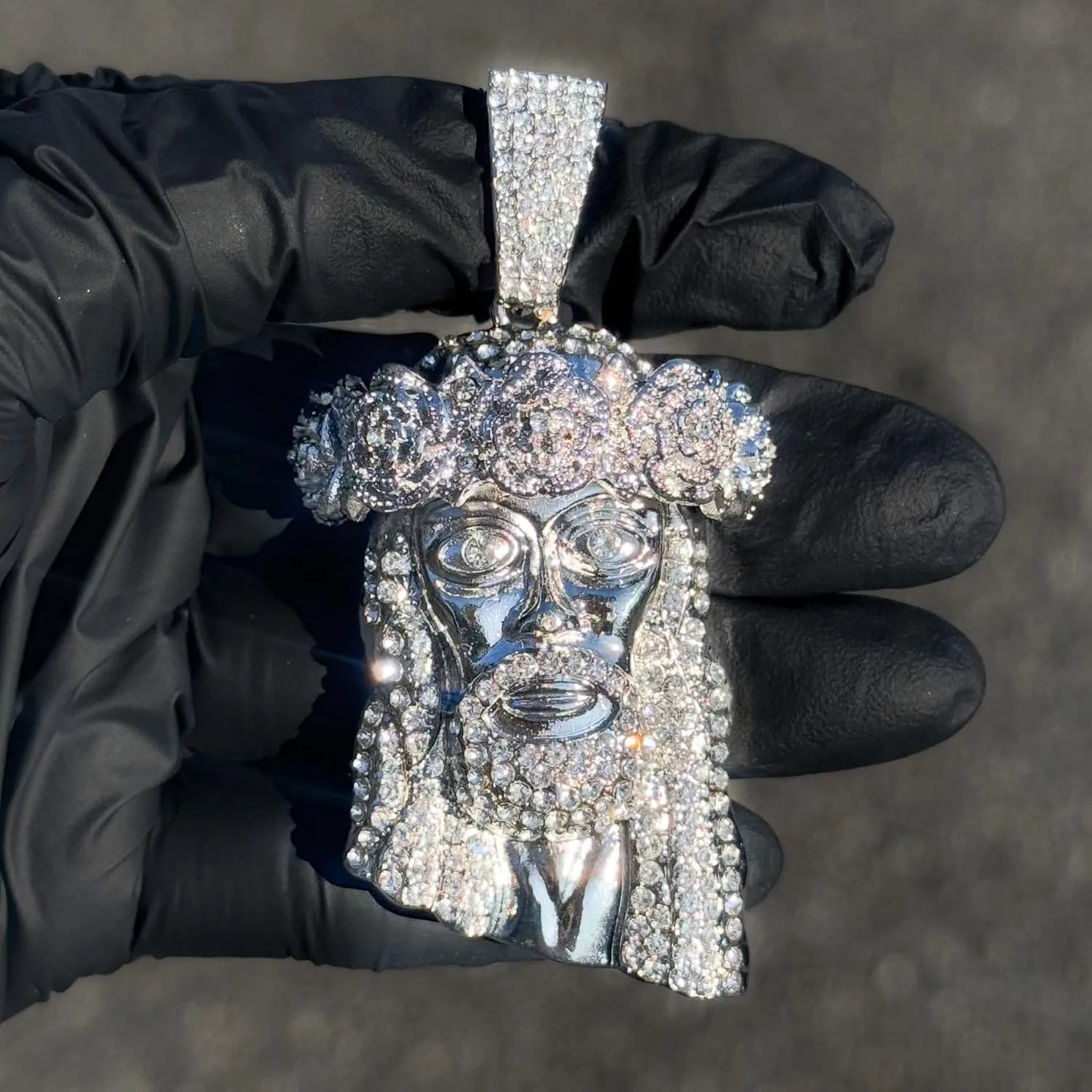 ICE STAR Men's Iced-Out Thorn Crown Jesus Pendant Necklace with 24" Rope Chain - Hip-Hop Jewelry with Simulated Crystals