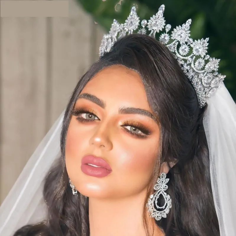 Luxurious Zircon High Point Wedding Day Tiara Crown