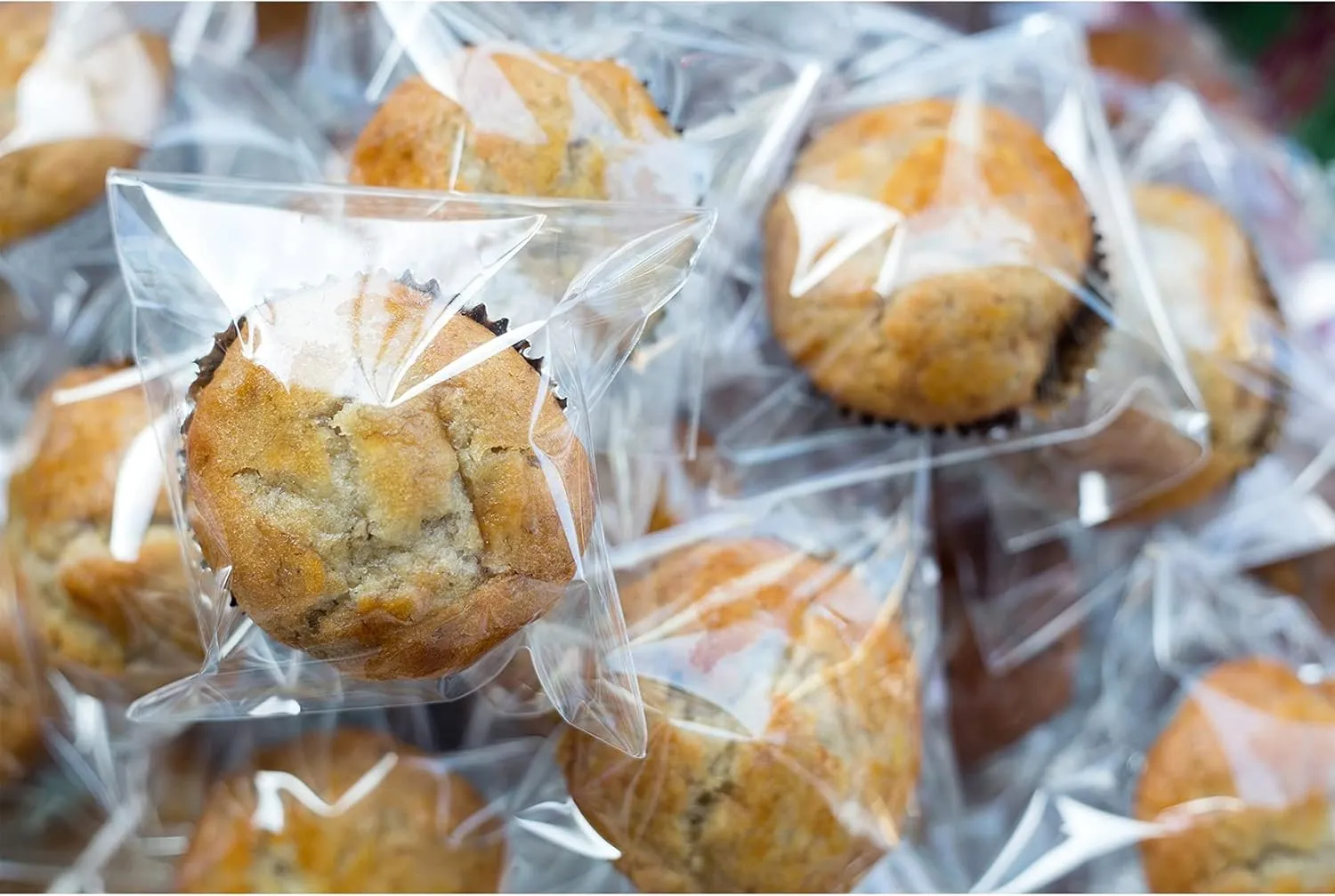 Morepack Clear Self Sealing Cellophane Bags,4x6 Inches 200 Pcs Cookie Bags Resealable Cellophane Bag for Packaging Cookies, Candy and Products