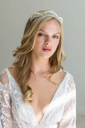 NEYVA CROWN