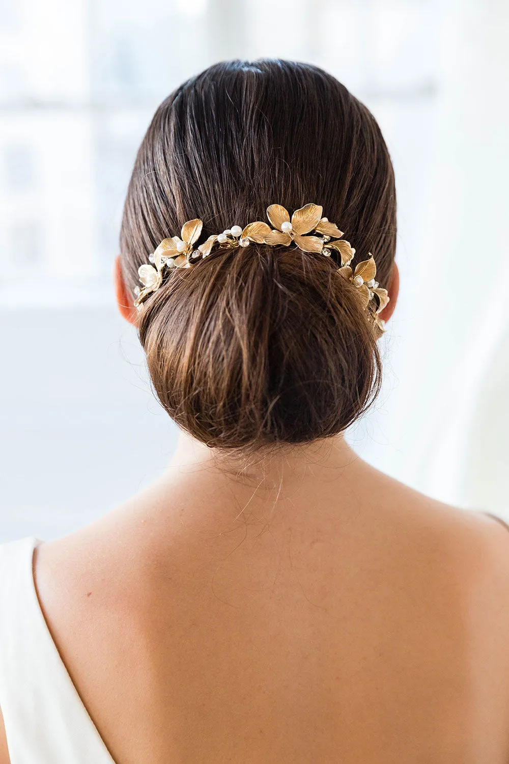 NOEMIE CROWN