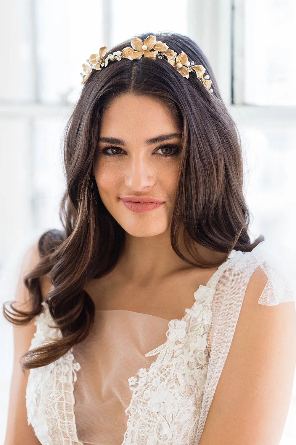 NOEMIE CROWN